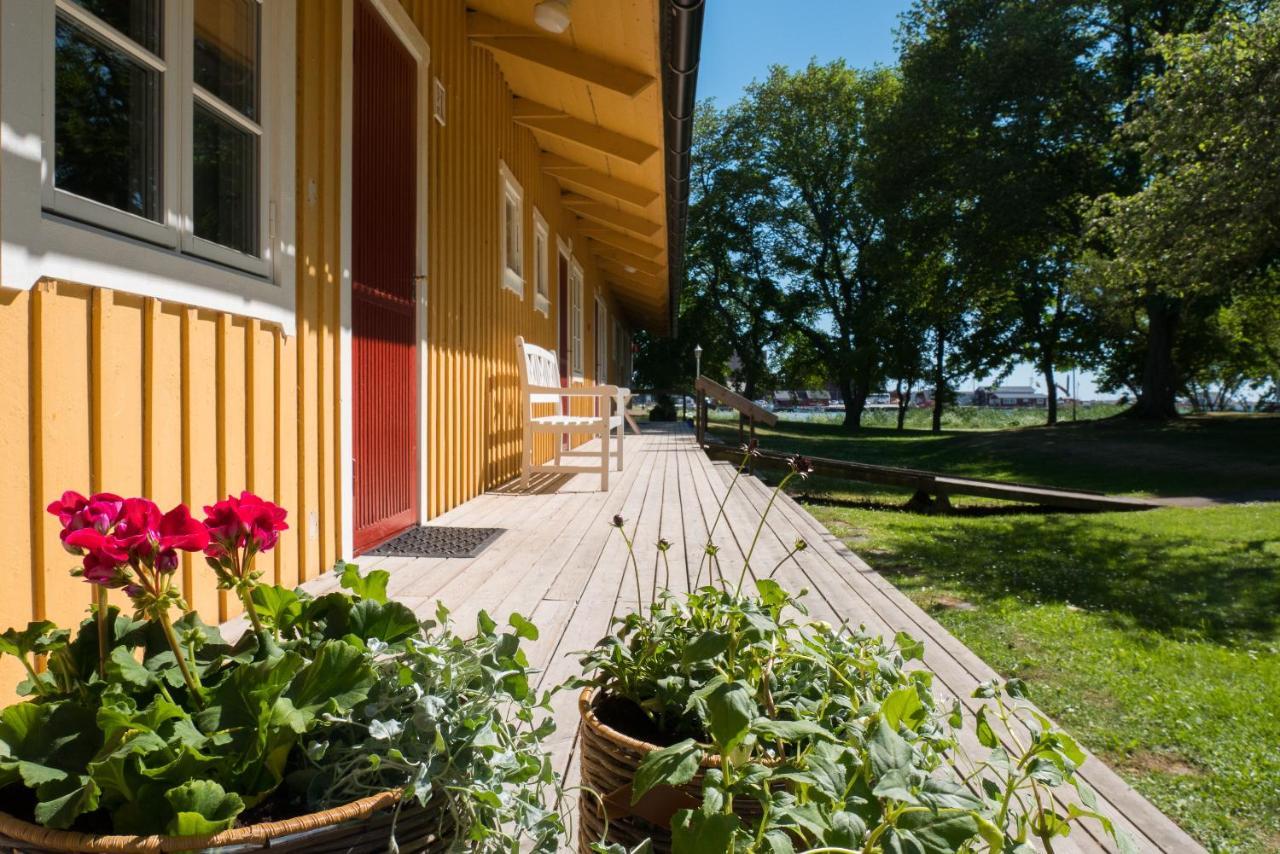 Warfsholm Hotel Klintehamn Bagian luar foto